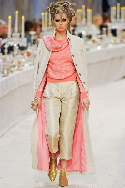 Look 43